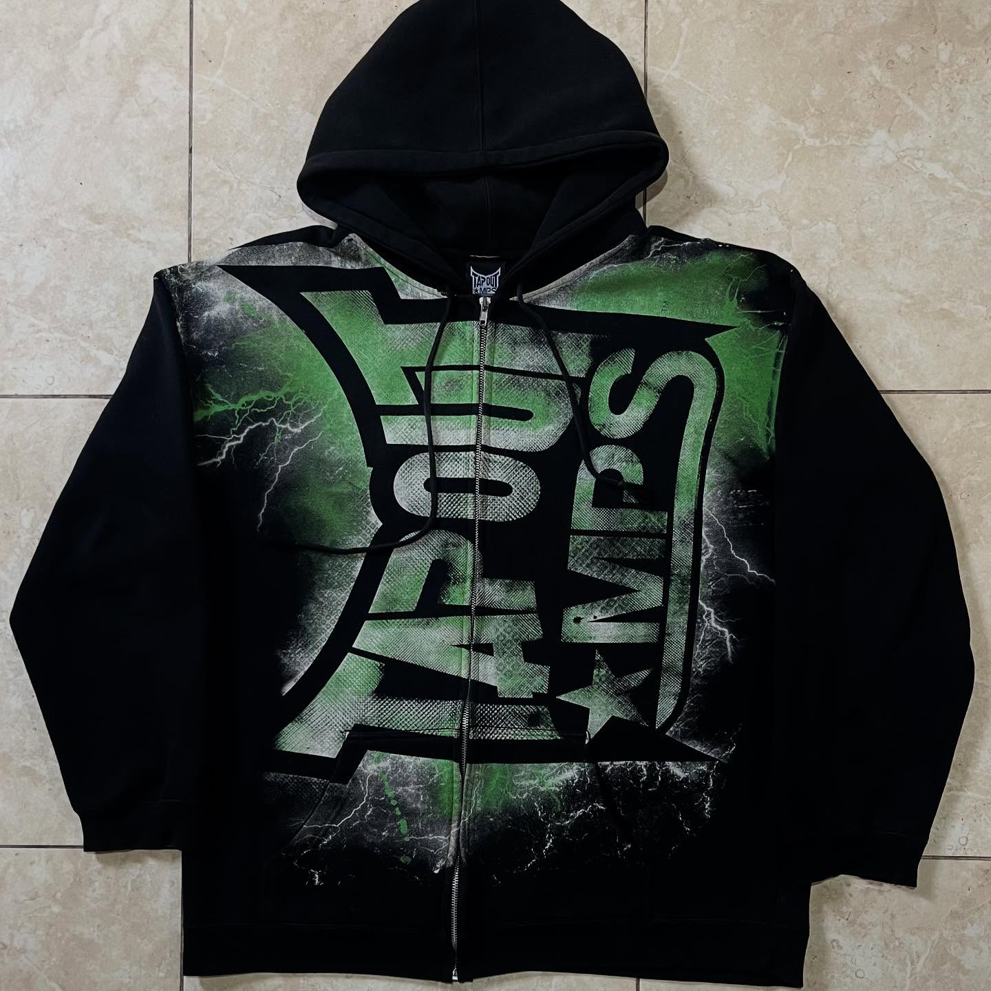 Vintage yeşil Tapout baskı fer - Streetwear Brand Y2K incelemesi ve fiyatı